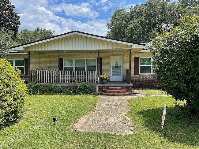 Photo of 405 W 9 1/2 Mile Rd, Pensacola, FL