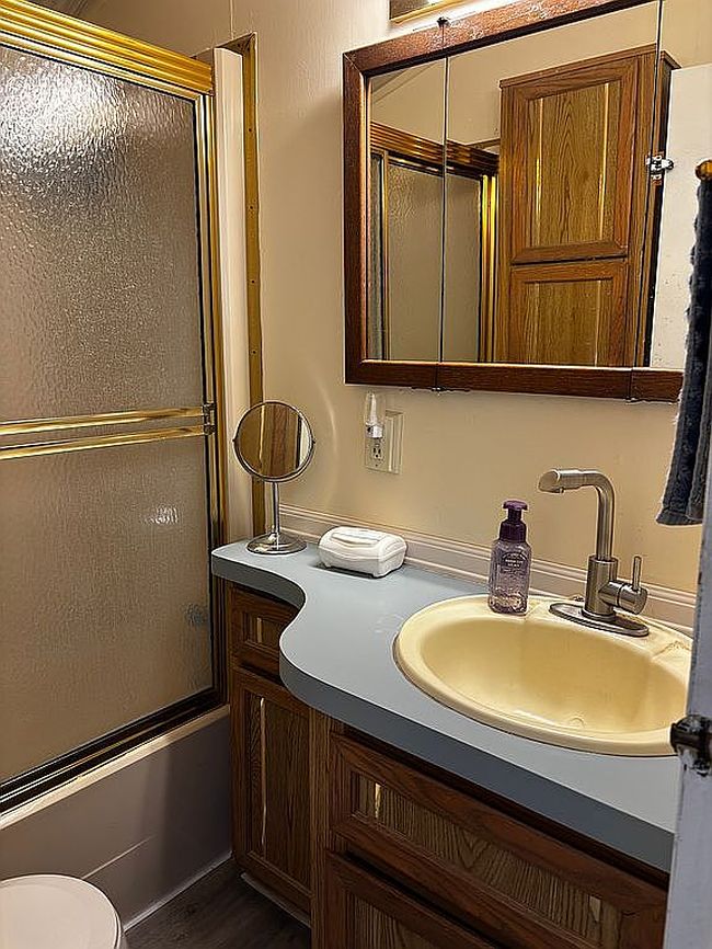 Photo of 210 White Squirrel Cir, Ruskin, FL
