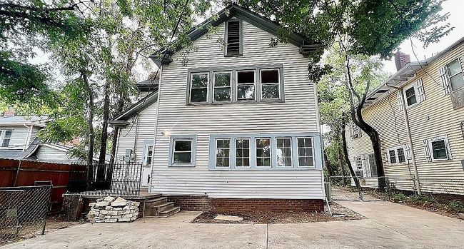 Image of 1348 E 18th St