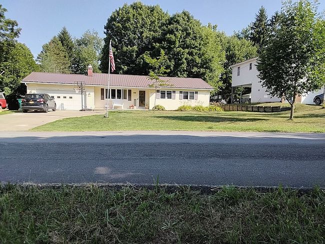 Photo of 6697 Pinehurst Dr, Boston, NY