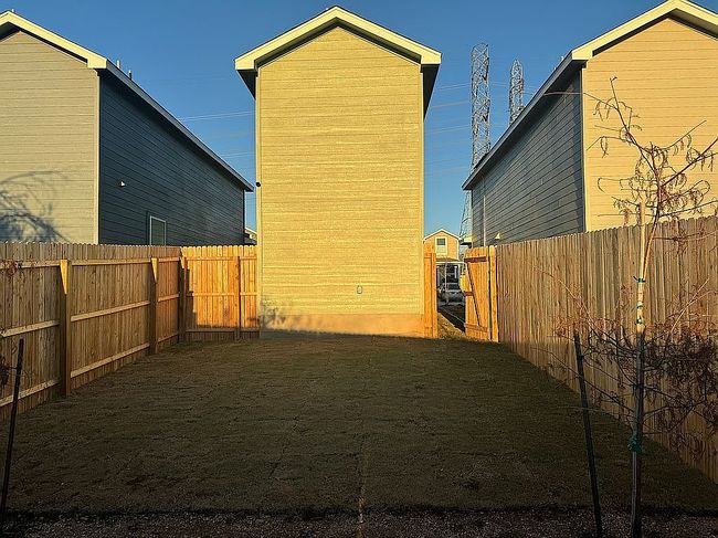 Additional photo 1 of property located at 7137 Elm Trl