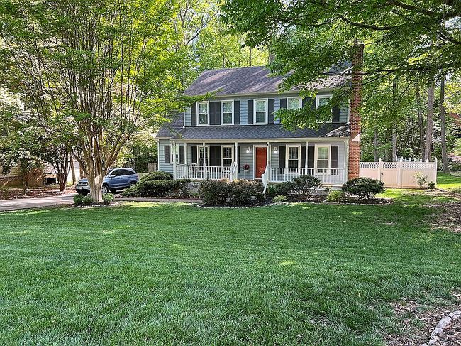 Photo of 7112 Deer Thicket Dr, Midlothian, VA