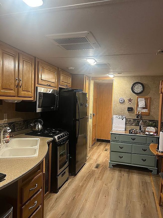 Photo of 38191 State Route 12E, Clayton, NY