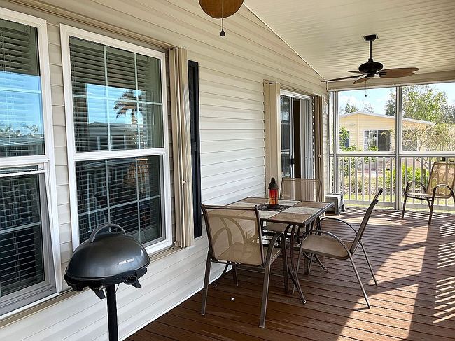 Image of 701 Aqui Esta Dr Lot 266