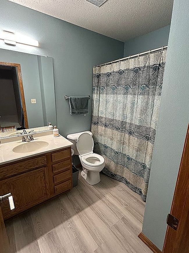 Photo of 1640 93rd Ct, West Des Moines, IA