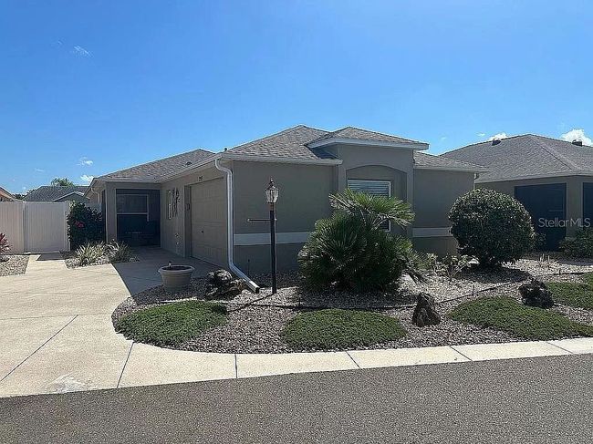 Preview of property located at 2355 Arbordale Ave