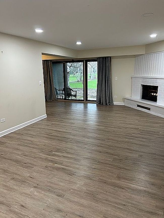 Image of 710 Saint Andrews Ln Apt 10