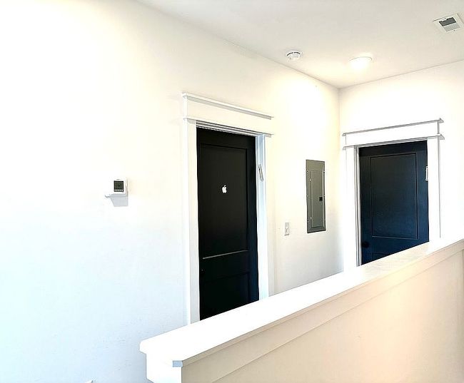 Image of 602 Newhall Dr