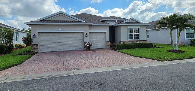 Photo of 3998 Bedford Ave, Winter Haven, FL