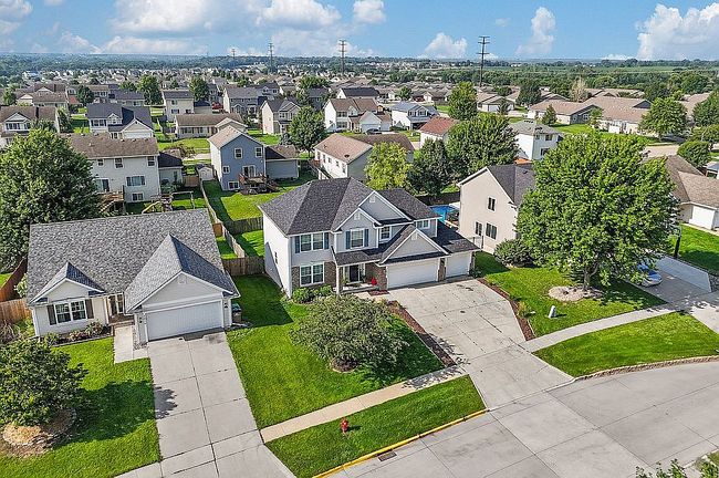 Photo of 2620 11th St Sw, Altoona, IA
