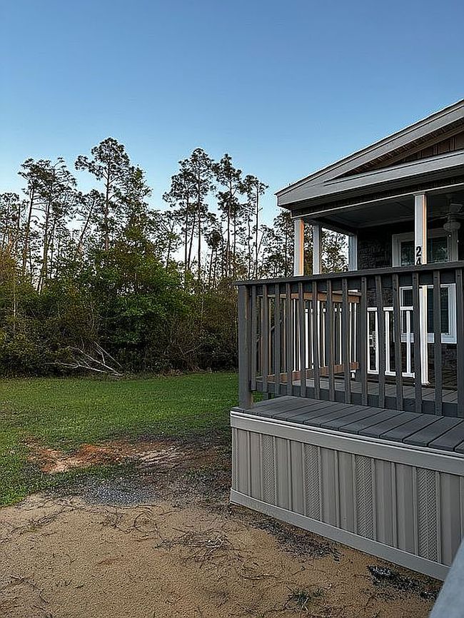 Image of 2442 Douglas Rd