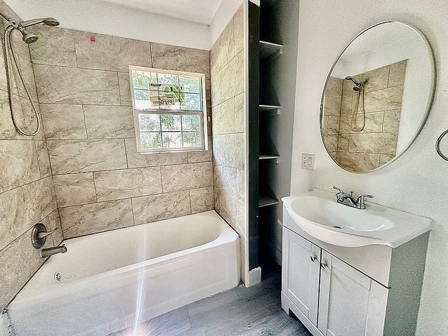 Photo of 1203 Thompson St, Bridgeport, TX