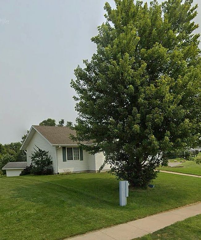 Image of 502 Shoreline Dr