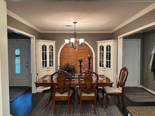 Image of 6 Crooked Oak Ln