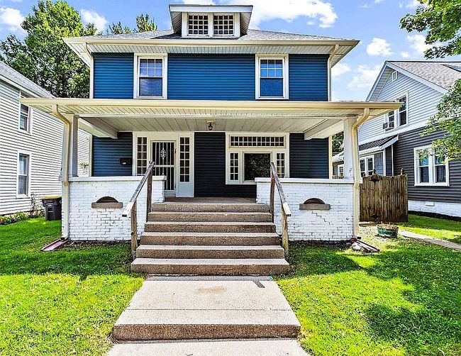 Image of 321 N Main St