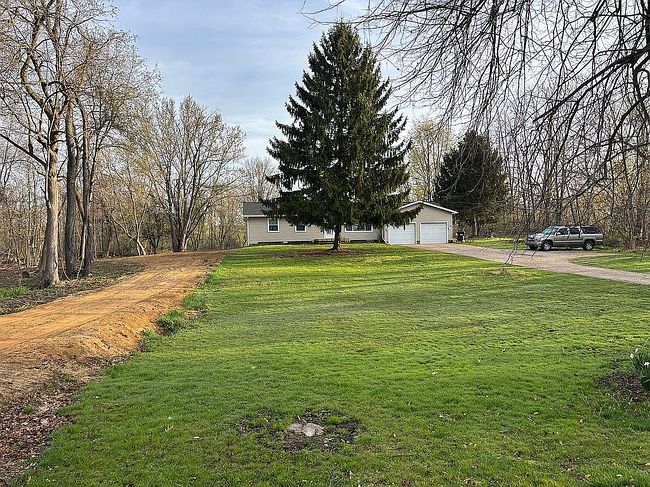 Image of 11778 Mackie Rd