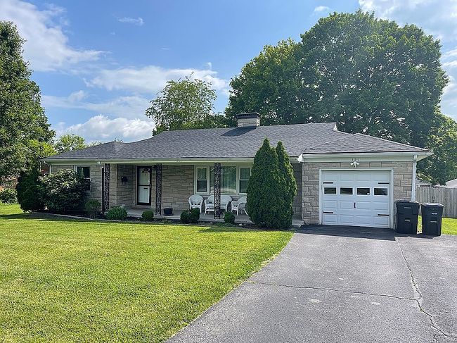 Photo of 121 Seminole Trl, Frankfort, KY