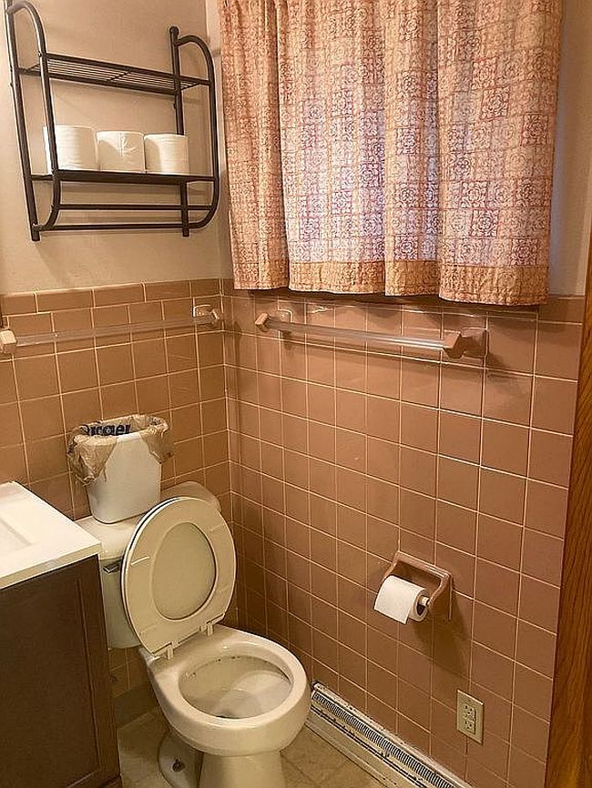 Photo of 713 Kenton Blvd, Taylorville, IL
