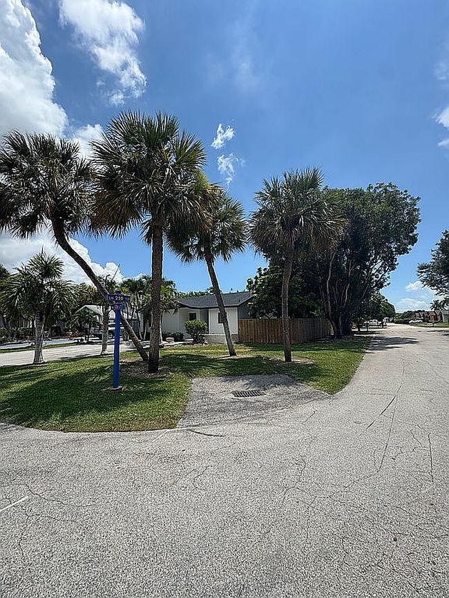 Photo of 25031 Sw 126th Ct, Homestead, FL