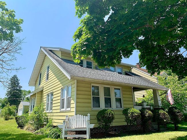 Image of 1454 Miner St