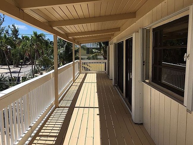 Image of 142 Columbus Dr