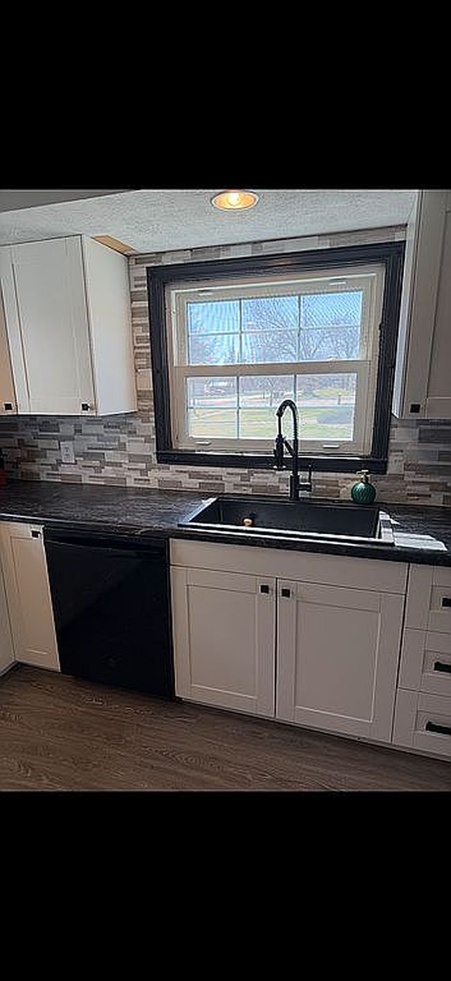 Photo of 211 N Derby Ave, Giltner, NE