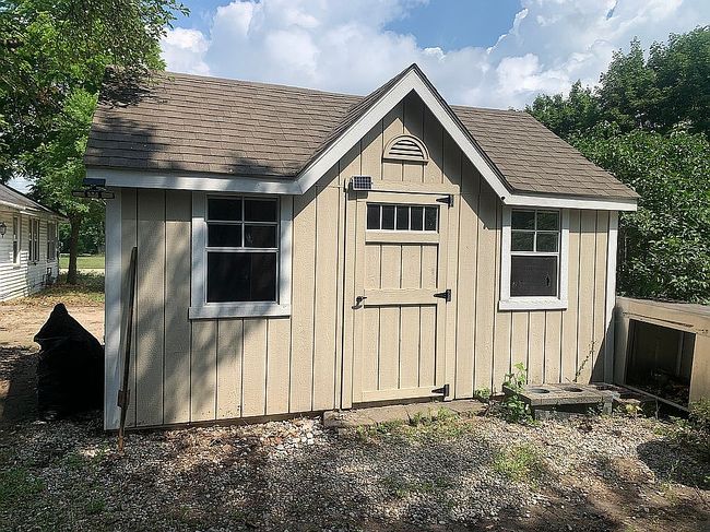 Photo of 368 W Barton St, Newaygo, MI