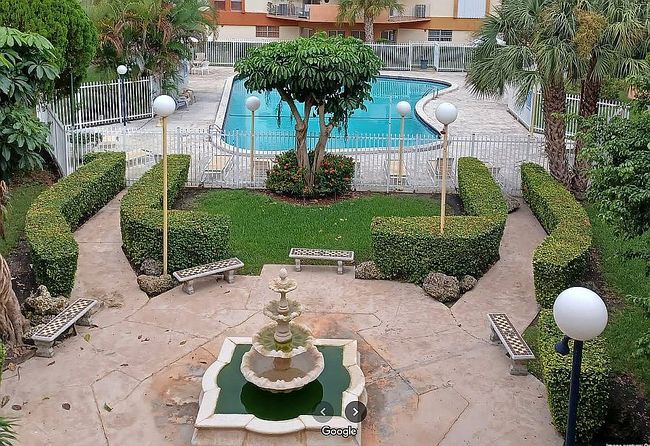 Image of 1750 W 46th St Apt 413