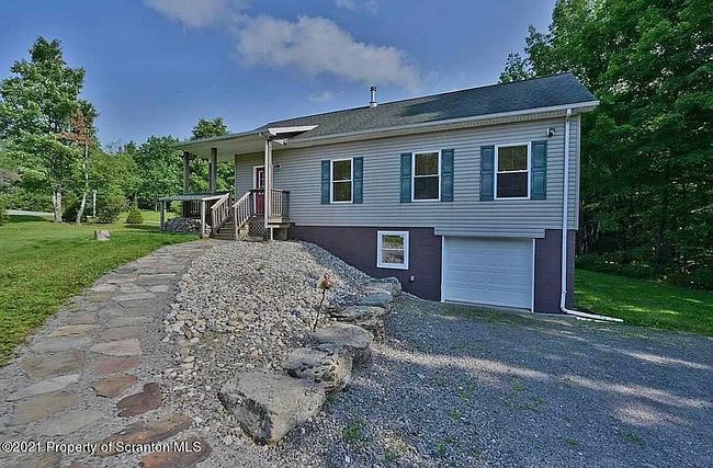 Image of 284 Roundabout Way