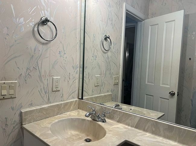 Photo of 500 Layne Blvd Apt 14, Hallandale Beach, FL