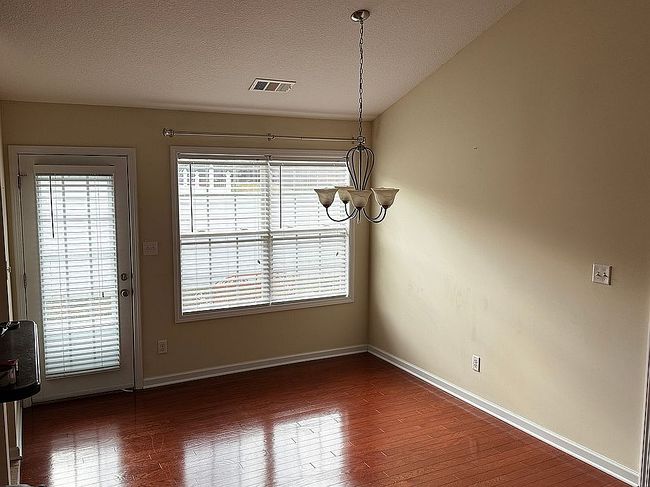 Image of 8106 Spice Tree Way