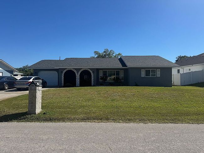 Image of 20345 Astoria Ave