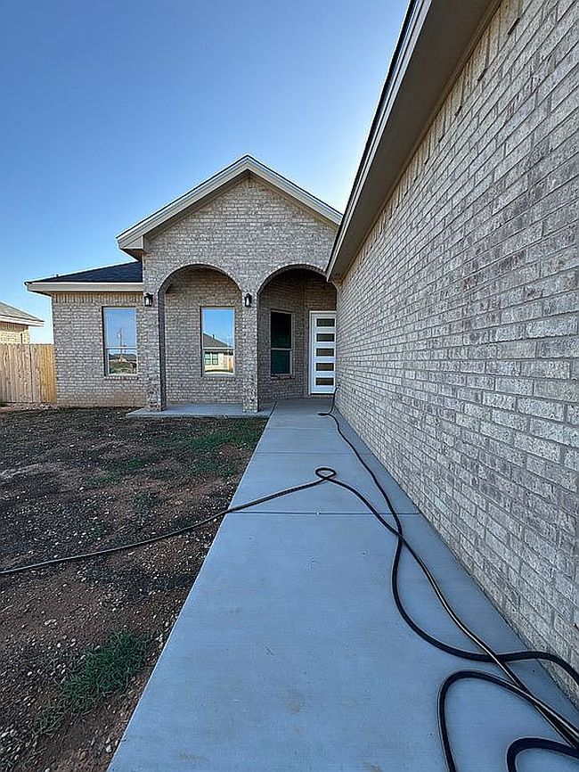 Photo of 804 Tyler St, Midland, TX