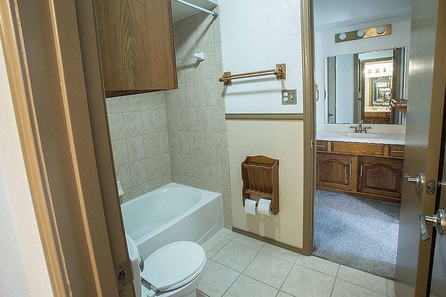 Additional photo 3 of property located at 7117 Ridgeview Dr