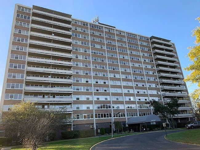 Photo of 1200 Marlton Pike E Apt 304, Cherry Hill, NJ