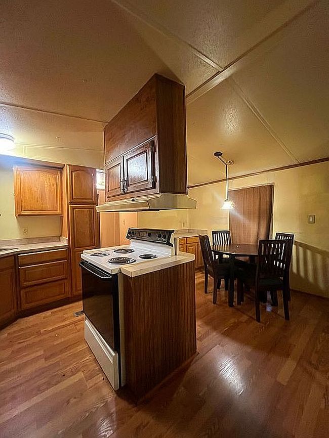 Photo of 342 Greenpark Dr, Mobile, AL