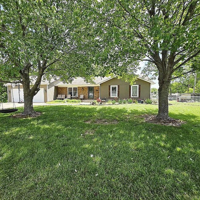 Photo of 301 S Water St, Butler, MO