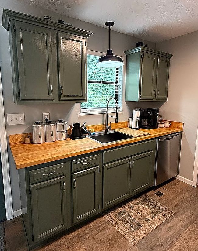 Photo of 101 S Fowler Cir, Clinton, TN
