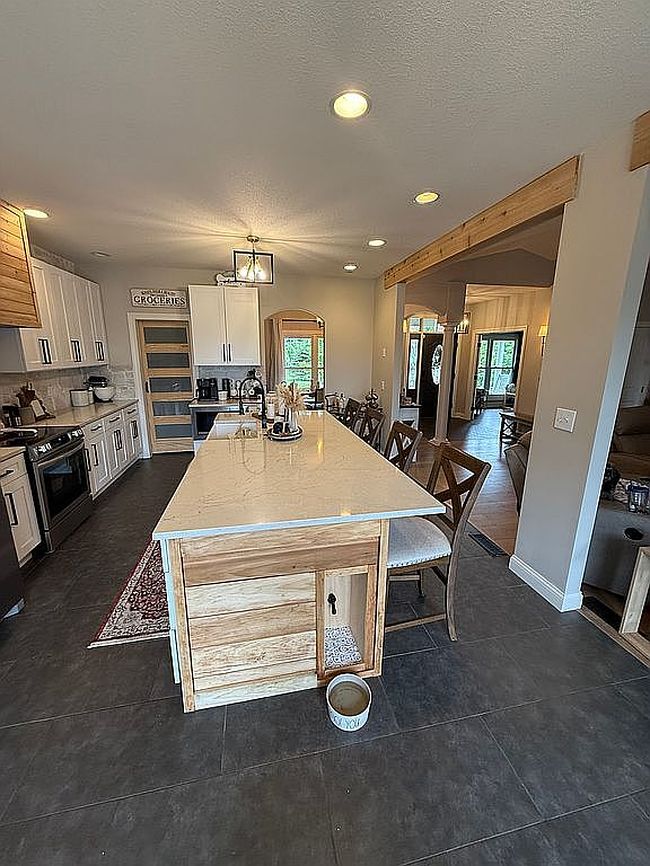 Image of 1752 County Road 1850 N