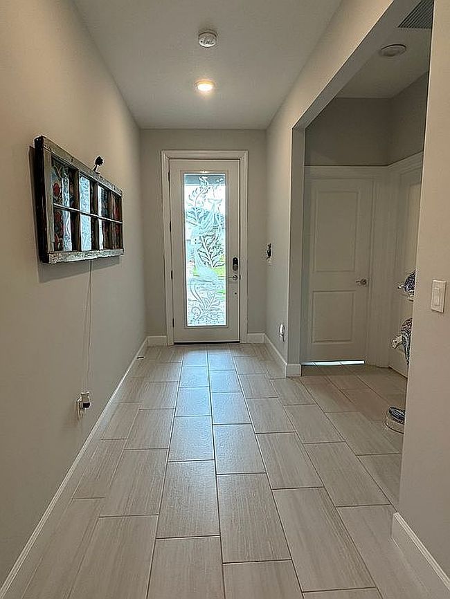 Image of 519 Se Villandry Way