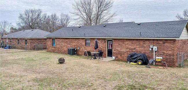 Photo of 145 Shady Ln, Roland, OK