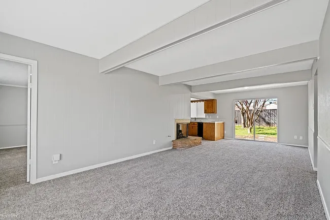 Image of 3543 Ridgebriar Dr