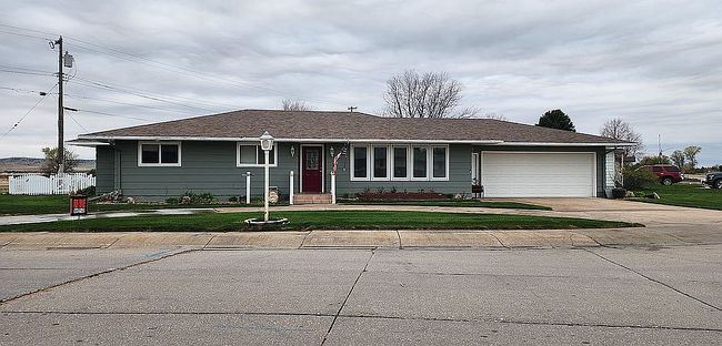 Image of 600 W Avenue D