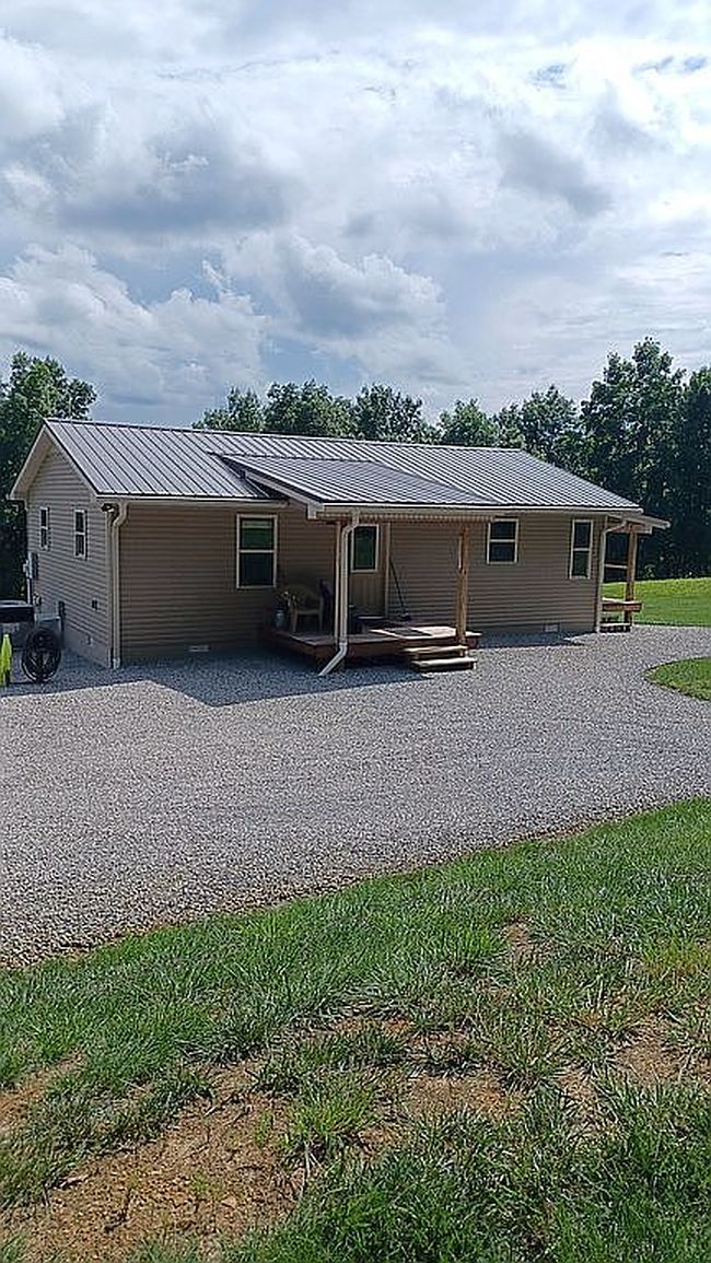 Photo of 959 Herman Adams Rd, Cumberland City, TN