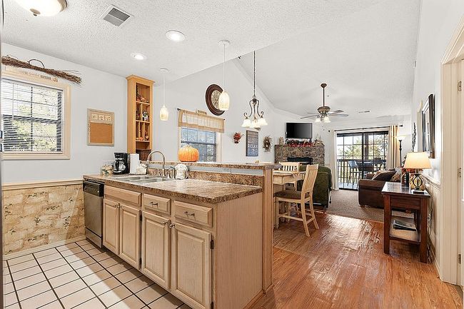 Photo of 45 Leaning Tree Cir #9, Branson, MO