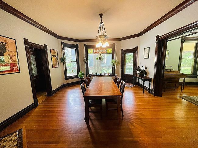 Photo of 508 W Main St, Urbana, IL