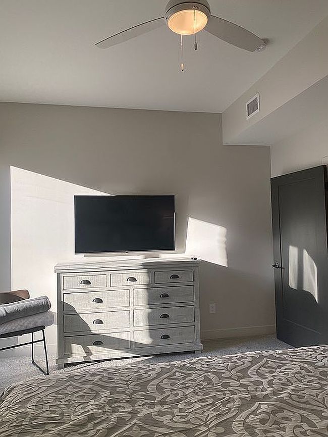 Image of 3022 Fieldhouse Cir #107
