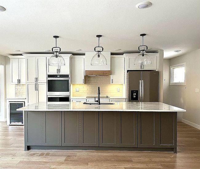 Image of 1115 Pioneer Dr