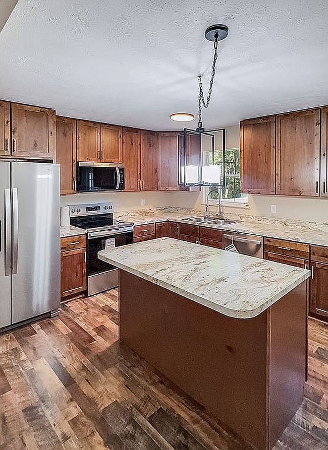Image of 1504 Susan Rd