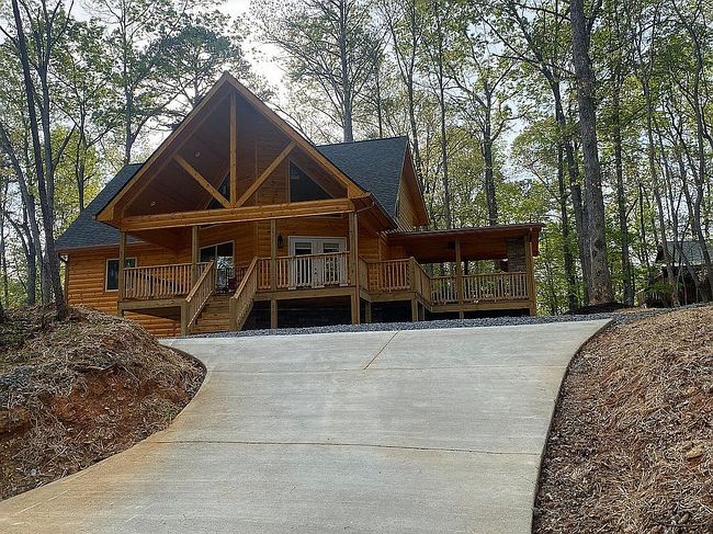 Photo of 207 Nexus Ct, Ellijay, GA